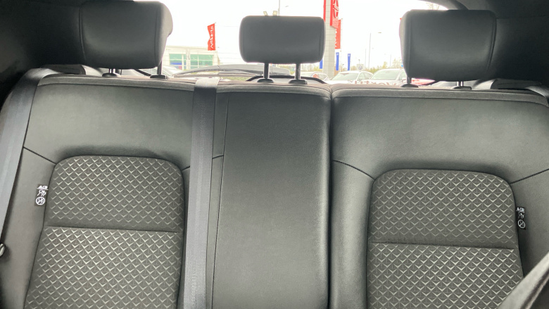 Nissan Juke 1.6 Hybrid N-Connecta 5dr Auto Hybrid Hatchback